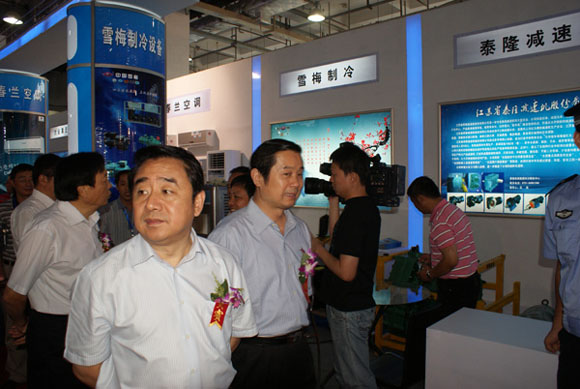 史省長親臨展位 雪梅品牌增光輝-公司參加“江蘇產品萬里行”長沙站活動報道 史省長親臨展位 雪梅品牌增光輝-公司參加“江蘇產品萬里行”長沙站活動報道